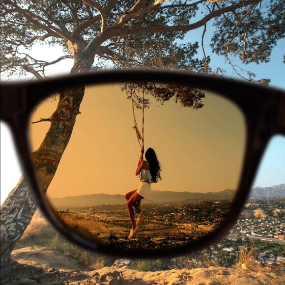 Meet your Posher, Lucy - Picture 1 of 1